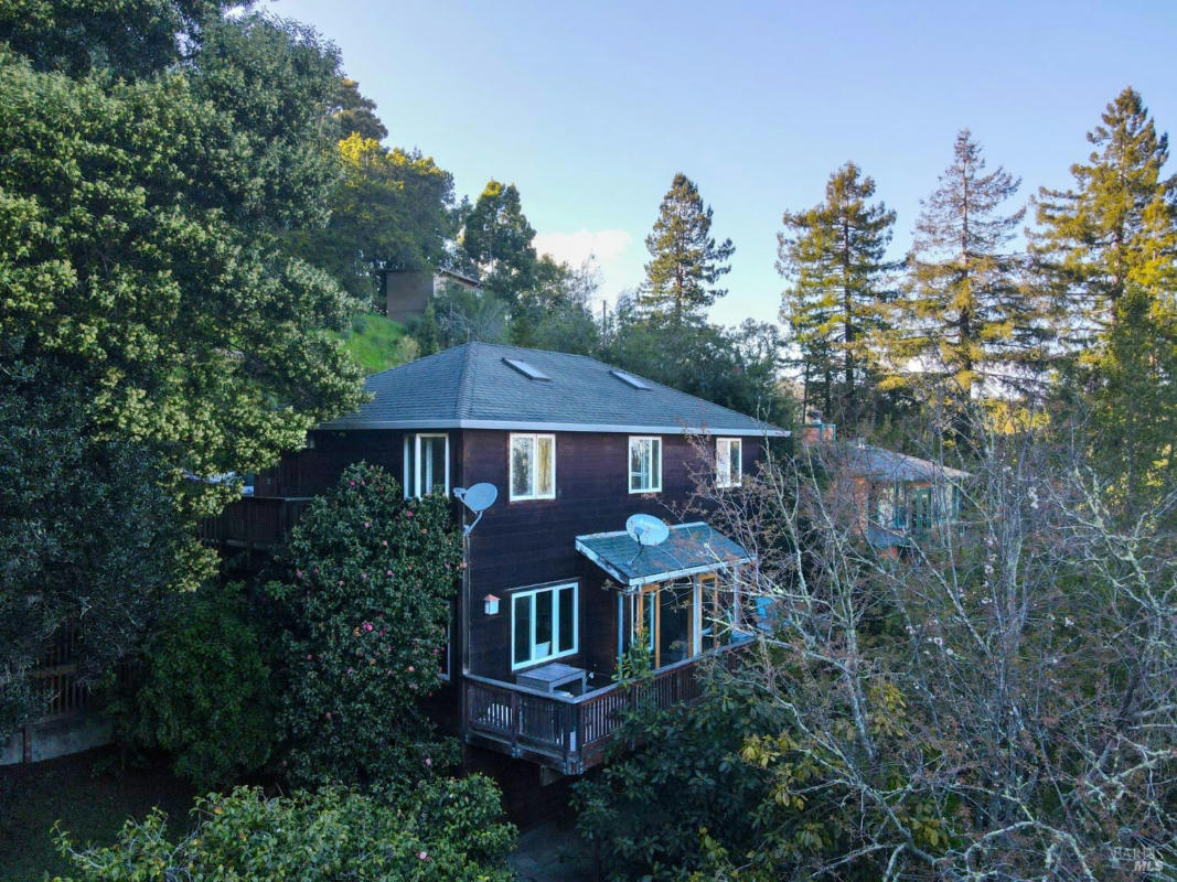 3 MADRONE PARK CIR, MILL VALLEY, CA 94941, photo 1 of 27
